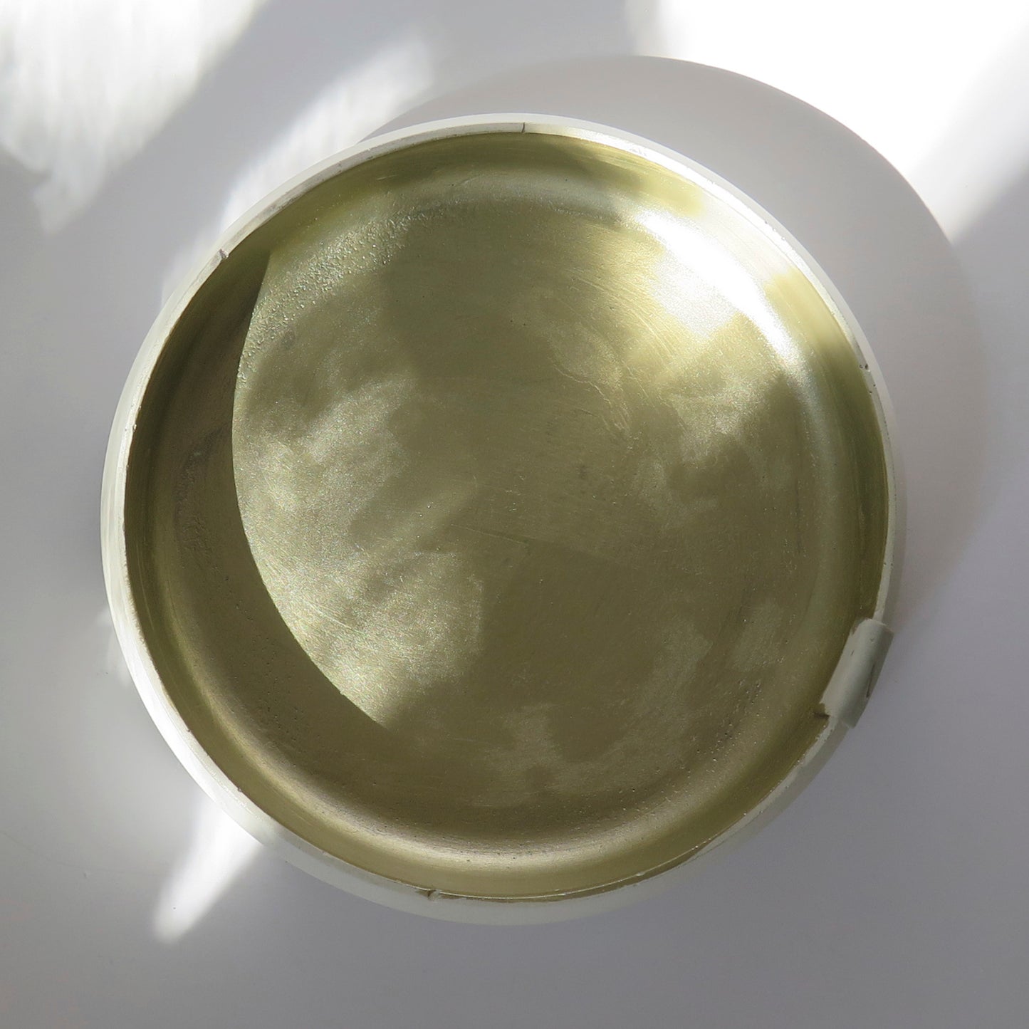 Gilded Stone | White and Gold Japanese Bowl | 02