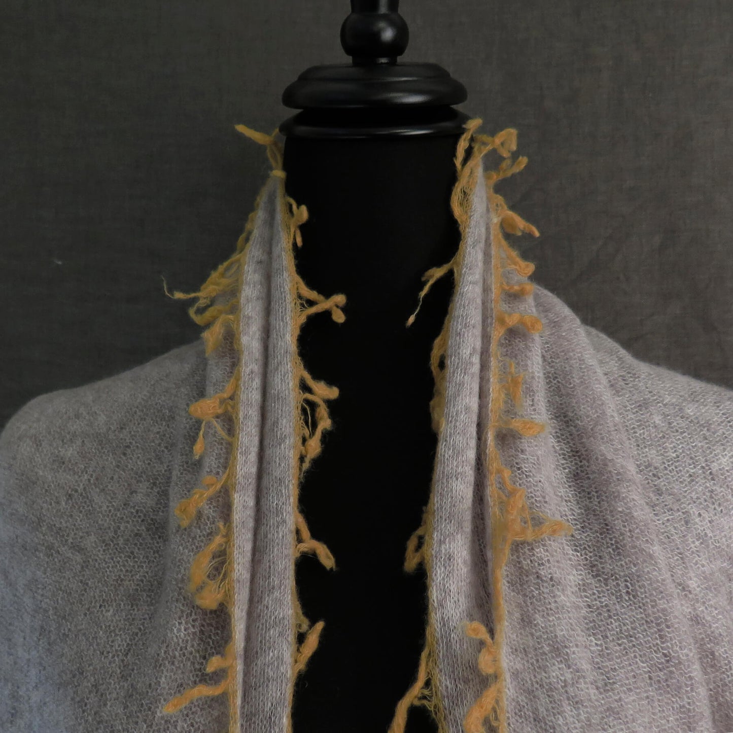 Mongolian cashmere wrap | Soft grey with ochre fringe