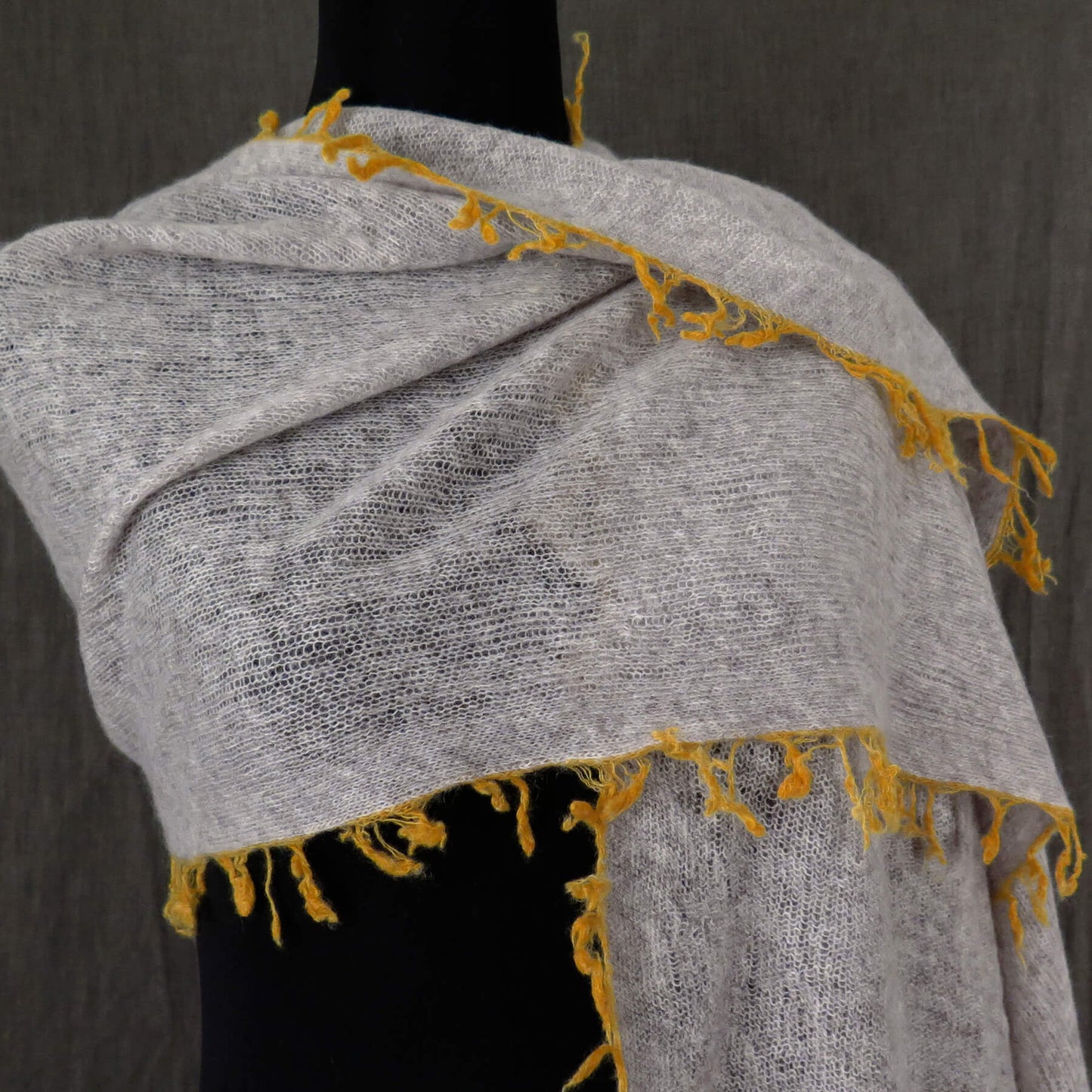 Mongolian cashmere wrap | Soft grey with ochre fringe