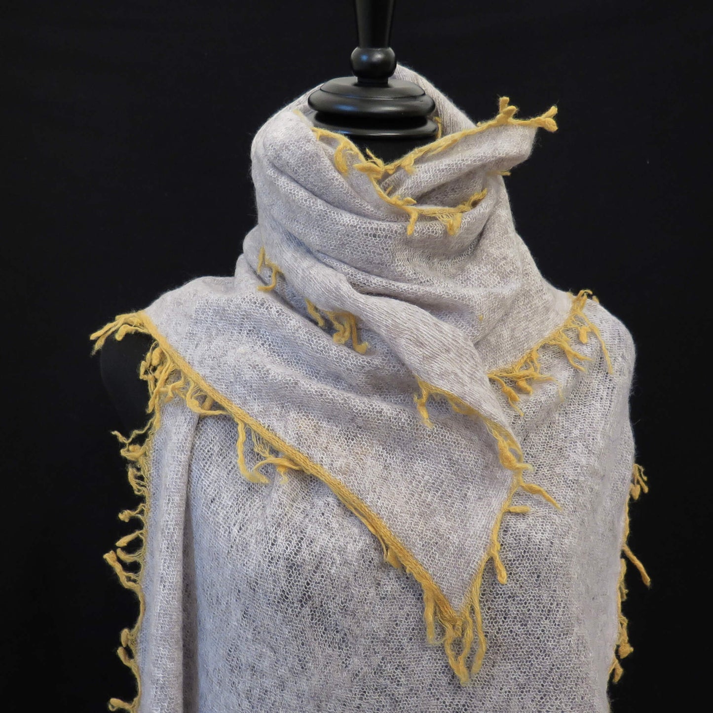 Mongolian cashmere wrap | Soft grey with ochre fringe