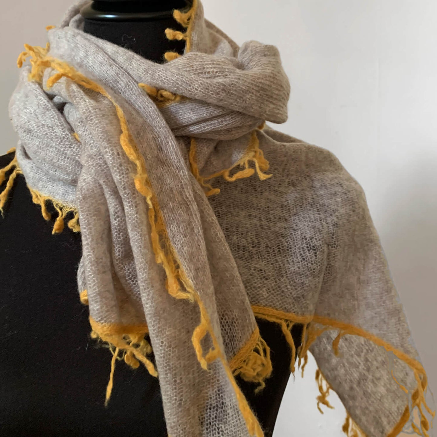 Mongolian cashmere wrap | Soft grey with ochre fringe
