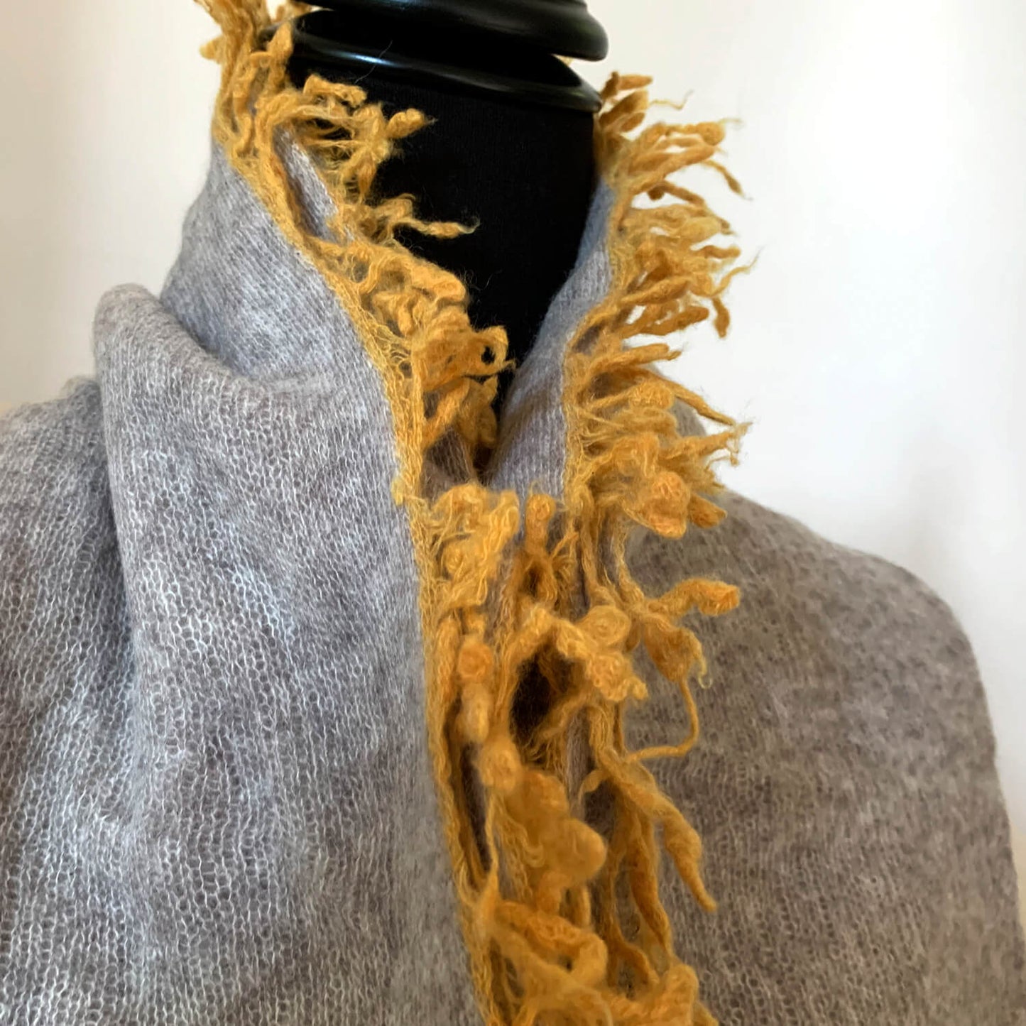 Mongolian cashmere wrap | Soft grey with ochre fringe