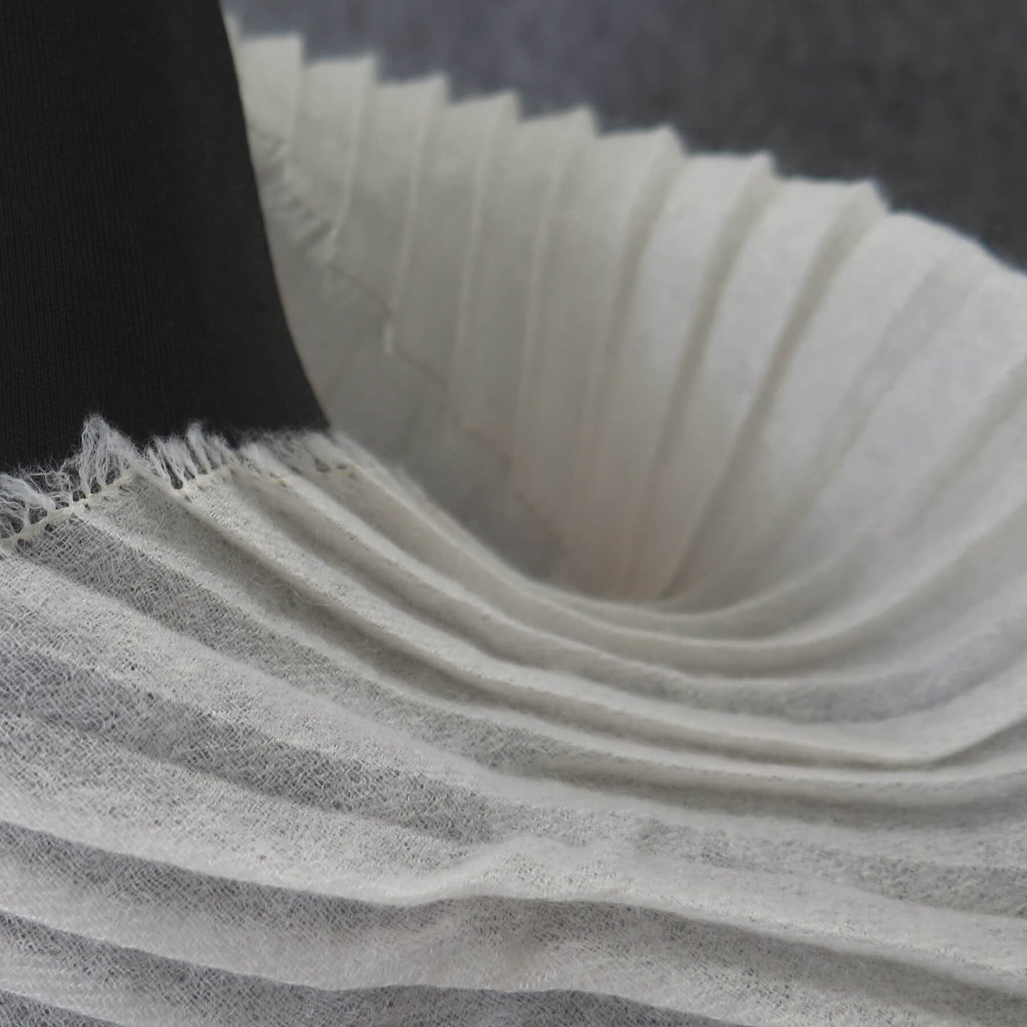 Ultra light Mongolian cashmere wrap | Pleated with fringed edge | Warm white