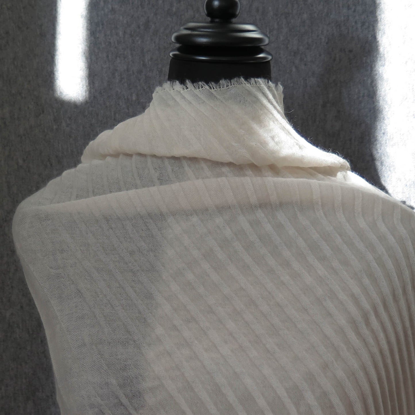 Ultra light Mongolian cashmere wrap | Pleated with fringed edge | Warm white