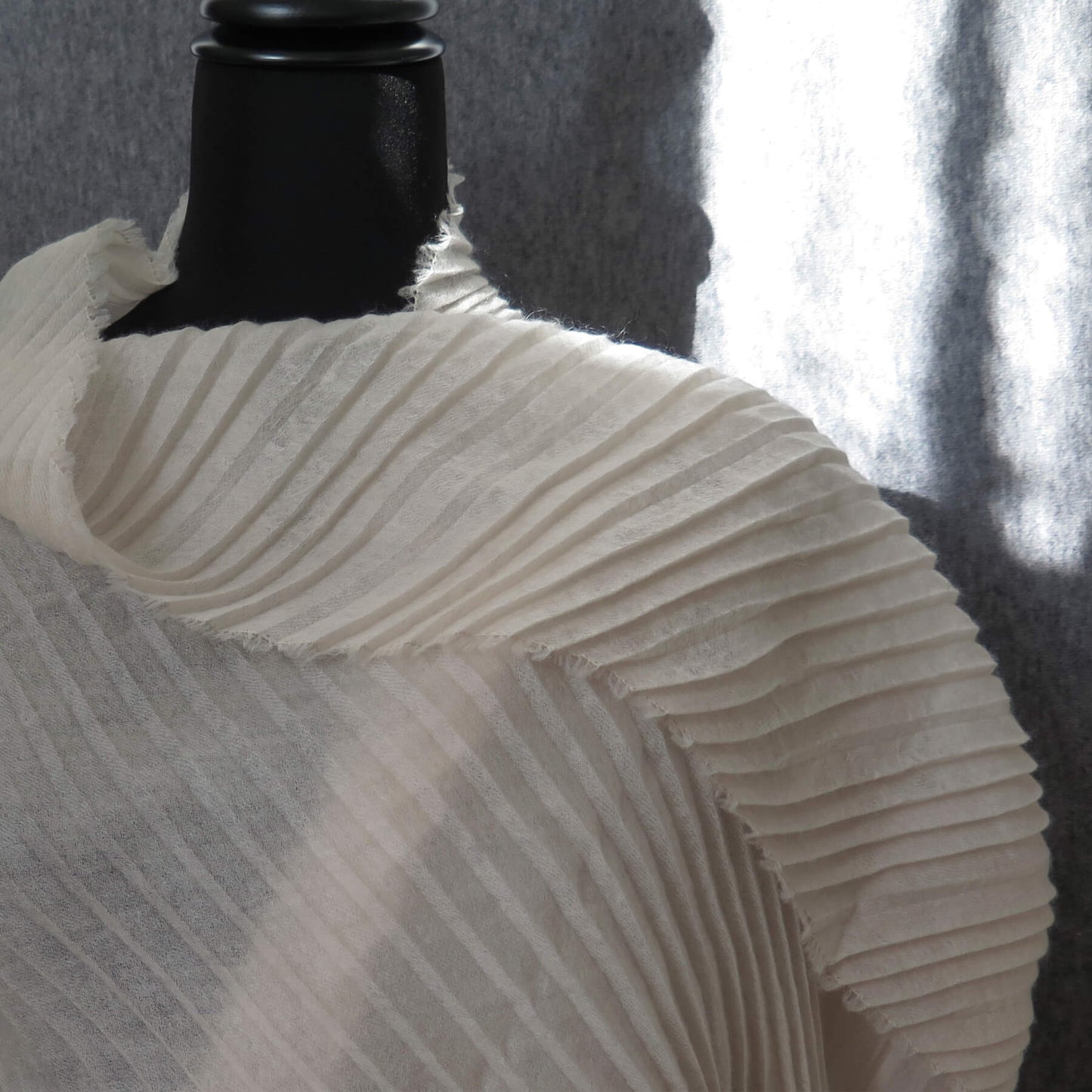 Ultra light Mongolian cashmere wrap | Pleated with fringed edge | Warm white