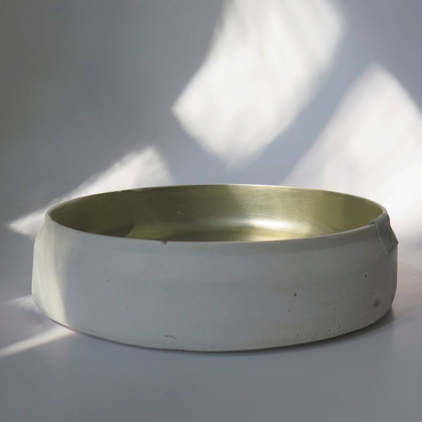 Gilded Stone | White and Gold Japanese Bowl | 02